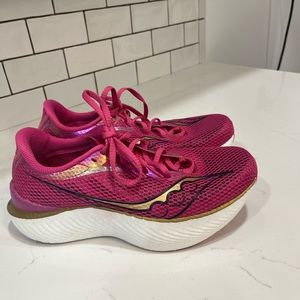 Saucony Womens Endorphin Pro 3